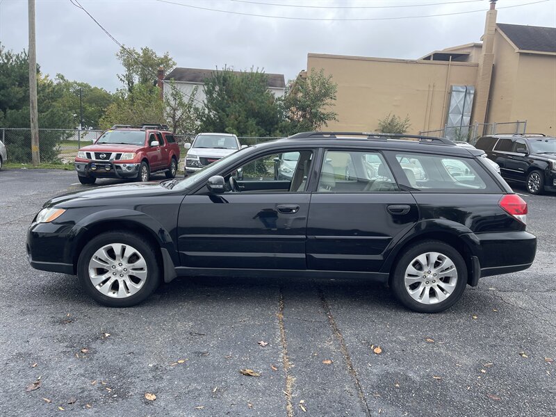 2008 Subaru Outback 3.0 R photo 4