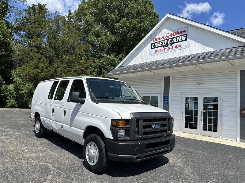 2008 Ford E-Series E-150 Van's photo