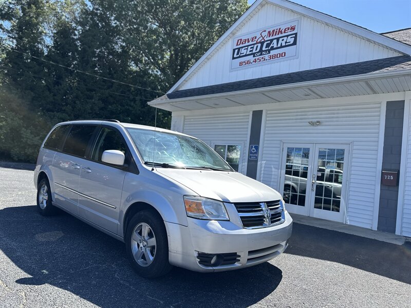 2010 Dodge Grand Caravan SXT FWD's photo