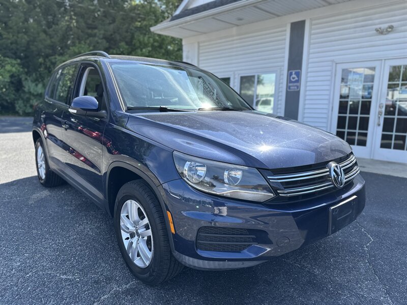 2015 Volkswagen Tiguan S  