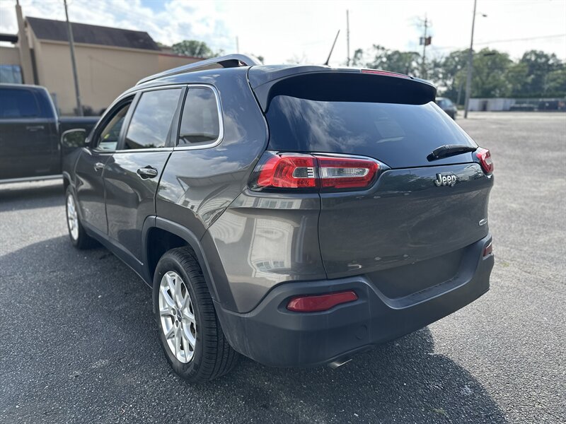 2014 Jeep Cherokee Latitude - Photo 6 - Bridgeton, NJ 08302