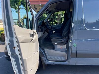 2018 Mercedes-Benz Sprinter 2500  Cargo van 2500 high roof V6 144 inch RwD - Photo 23 - Sunnyvale, CA 94087