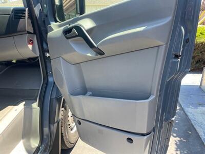 2018 Mercedes-Benz Sprinter Worker 2500  Cargo van 2500 high roof V6 144 inch RwD - Photo 10 - Sunnyvale, CA 94087