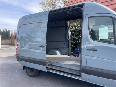 2015 Mercedes-Benz Sprinter 3500  Cargo van 3500 high roof V4 TRBO 144 inch RwD - Photo 8 - Sunnyvale, CA 94087