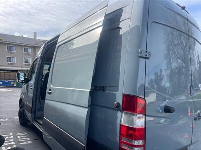 2015 Mercedes-Benz Sprinter 3500  Cargo van 3500 high roof V4 TRBO 144 inch RwD - Photo 81 - Sunnyvale, CA 94087