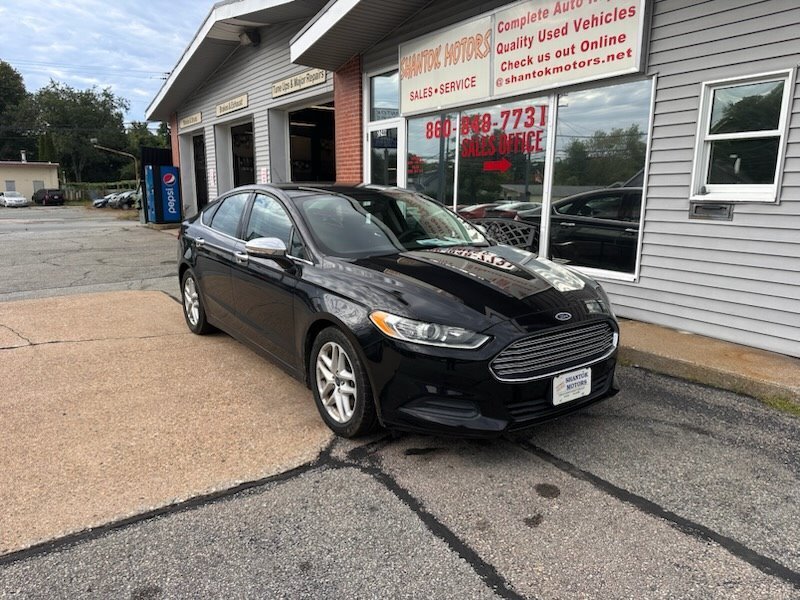 2016 Ford Fusion SE   - Photo 1 - Uncasville, CT 06382
