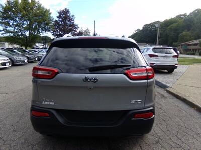 2018 Jeep Cherokee Latitude Plus - Photo 6 - Uncasville, CT 06382