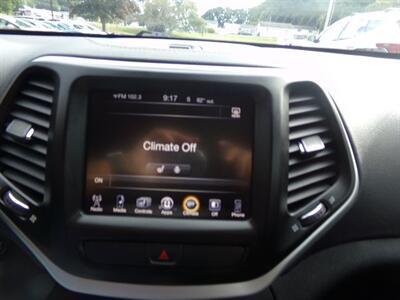 2018 Jeep Cherokee Latitude Plus - Photo 15 - Uncasville, CT 06382