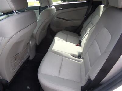 2016 Hyundai TUCSON 2.0L Premium - Photo 11 - Groton, CT 06340