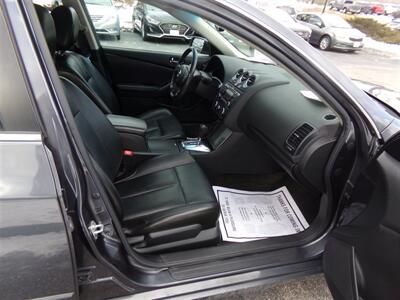 2011 Nissan Altima 2.5 SL   - Photo 13 - Uncasville, CT 06382