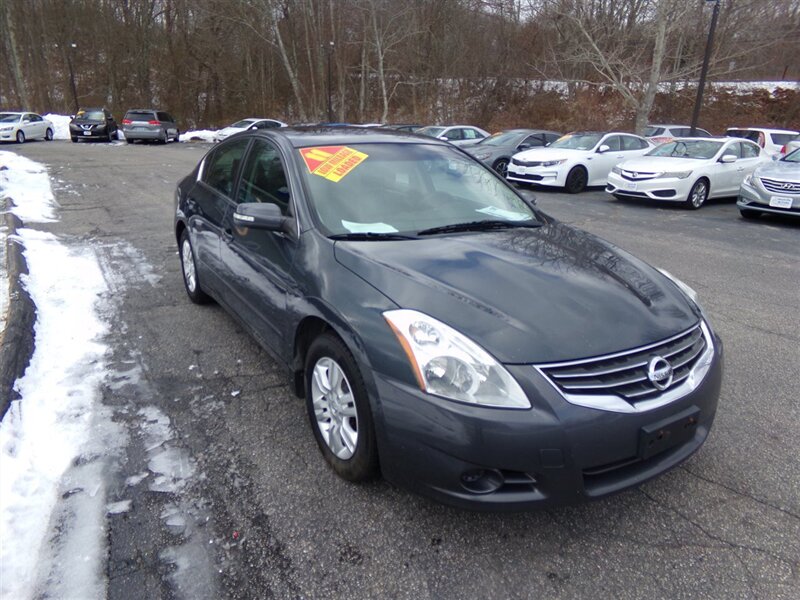 2011 Nissan Altima's photo