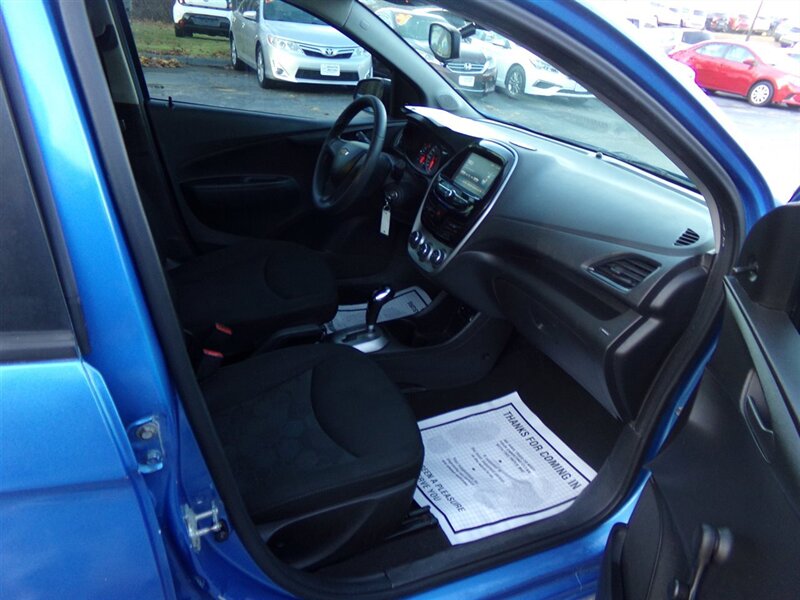 2018 Chevrolet Spark LS CVT - Photo 13 - Uncasville, CT 06382