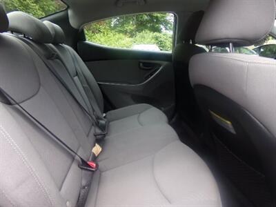 2014 Hyundai ELANTRA SE - Photo 10 - Uncasville, CT 06382