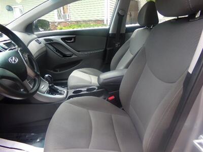 2014 Hyundai ELANTRA SE - Photo 12 - Uncasville, CT 06382