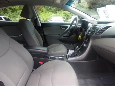 2014 Hyundai ELANTRA SE - Photo 11 - Uncasville, CT 06382