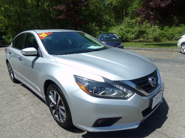 2017 Nissan Altima 2.5 SL's photo