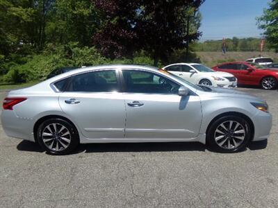 2017 Nissan Altima 2.5 SL   - Photo 8 - Uncasville, CT 06382