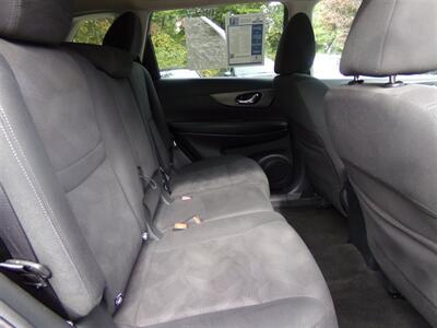 2016 Nissan Rogue SV - Photo 10 - Groton, CT 06340