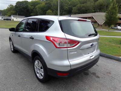 2016 Ford Escape S - Photo 5 - Uncasville, CT 06382