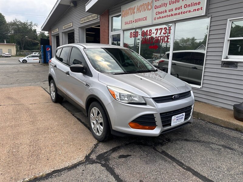 2016 Ford Escape S  