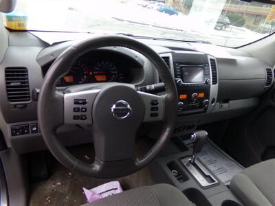 2017 Nissan Frontier SV   - Photo 9 - Groton, CT 06340