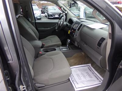2017 Nissan Frontier SV   - Photo 13 - Groton, CT 06340