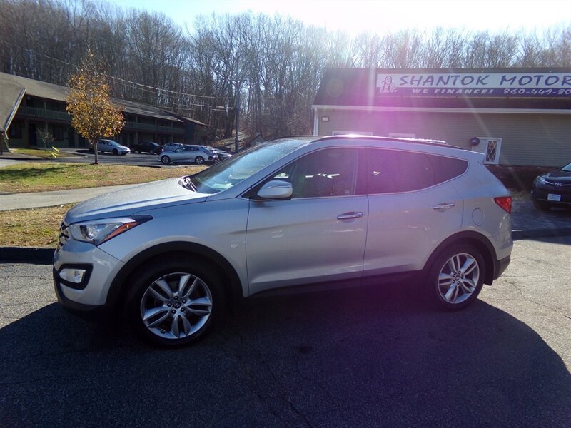 2014 Hyundai Santa Fe Sport 2.0T photo 3