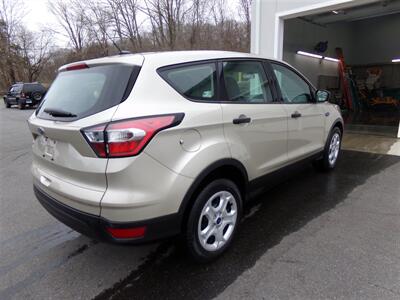 2017 Ford Escape S   - Photo 6 - Manchester, CT 06040