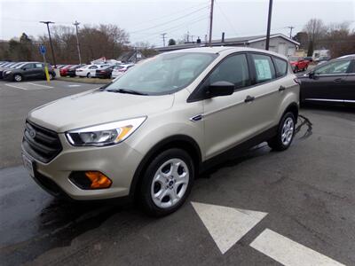 2017 Ford Escape S   - Photo 2 - Manchester, CT 06040