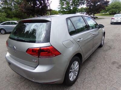 2017 Volkswagen Golf TSI S - Photo 7 - Uncasville, CT 06382