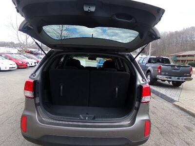 2015 Kia Sorento LX   - Photo 9 - Groton, CT 06340
