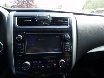 2015 Nissan Altima 2.5 SV - Photo 15 - Groton, CT 06340