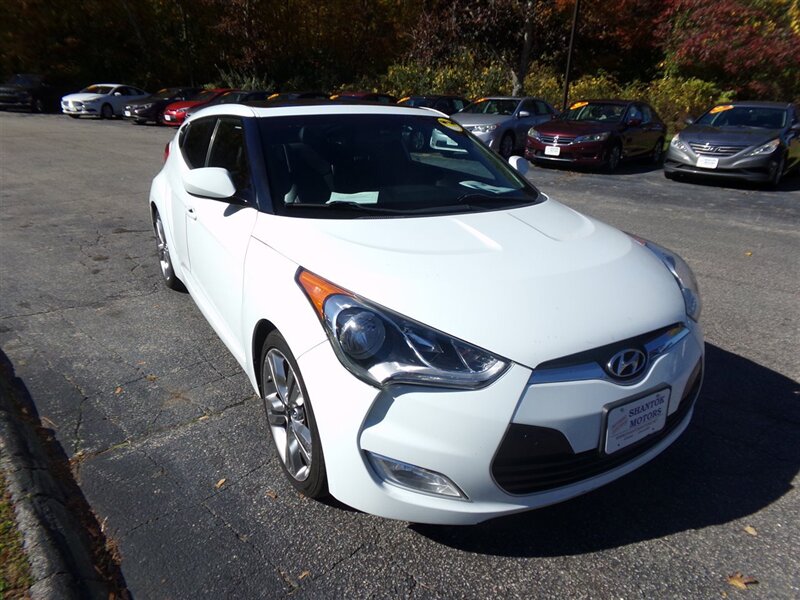 2016 Hyundai VELOSTER   - Photo 1 - Groton, CT 06340