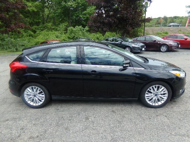 2018 Ford Focus Titanium - Photo 8 - Uncasville, CT 06382