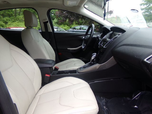 2018 Ford Focus Titanium - Photo 11 - Uncasville, CT 06382