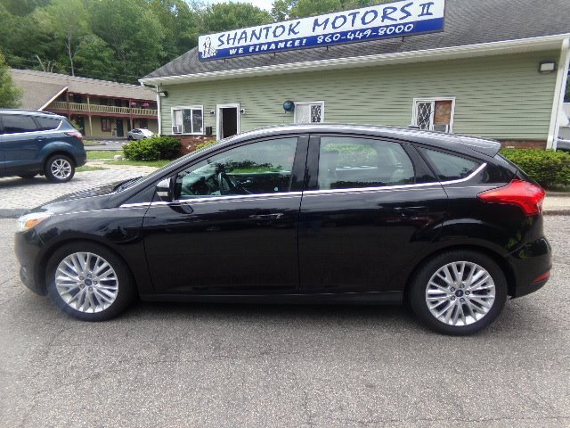 2018 Ford Focus Titanium - Photo 4 - Uncasville, CT 06382