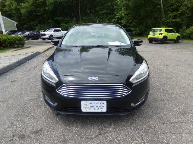 2018 Ford Focus Titanium  