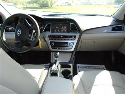 2017 Hyundai SONATA SE   - Photo 27 - Groton, CT 06340