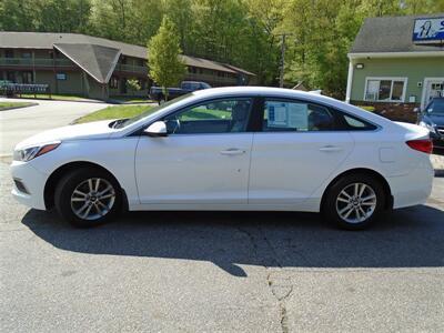 2017 Hyundai SONATA SE   - Photo 6 - Groton, CT 06340