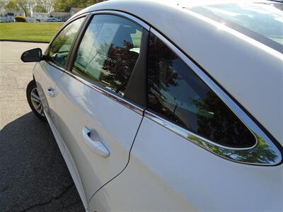2017 Hyundai SONATA SE   - Photo 17 - Groton, CT 06340