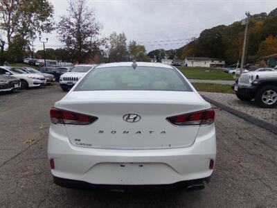 2018 Hyundai SONATA SE - Photo 6 - Uncasville, CT 06382