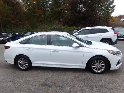 2018 Hyundai SONATA SE - Photo 8 - Uncasville, CT 06382