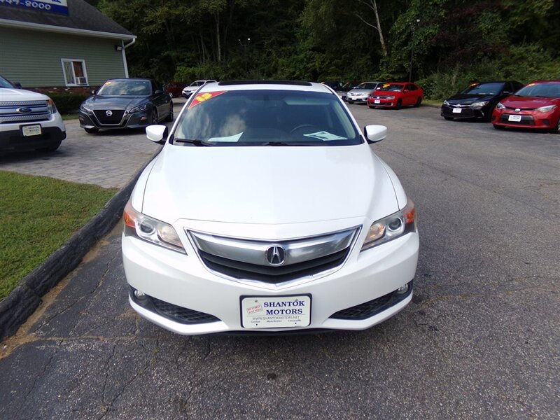 2013 Acura ILX 2.0L w/Premium  