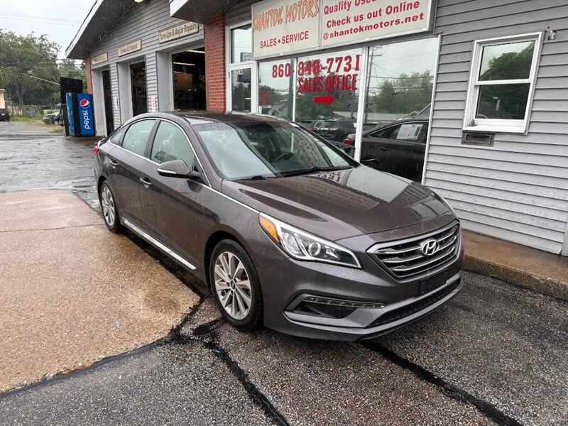 2017 Hyundai SONATA Limited   - Photo 1 - Uncasville, CT 06382