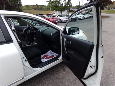 2012 Nissan Rogue S   - Photo 12 - Manchester, CT 06040