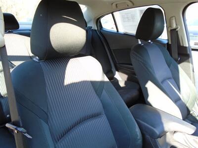 2014 Mazda Mazda3 i Touring   - Photo 26 - Uncasville, CT 06382