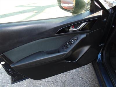 2014 Mazda Mazda3 i Touring   - Photo 22 - Uncasville, CT 06382