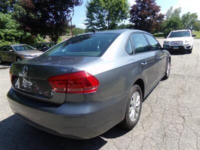 2015 Volkswagen Passat 1.8T Wolfsburg Editi - Photo 7 - Uncasville, CT 06382