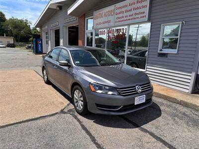 2015 Volkswagen Passat 1.8T Wolfsburg Editi - Photo 1 - Uncasville, CT 06382