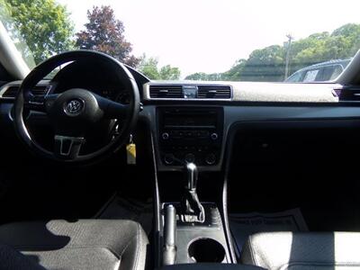 2015 Volkswagen Passat 1.8T Wolfsburg Editi - Photo 14 - Uncasville, CT 06382